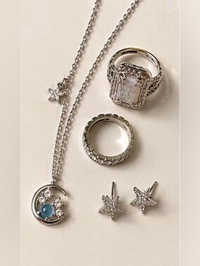 ✨🌙 Sterling Silver Moon & Star .925 Necklace, 2 CZ Rings & Star Stud earrings ✨